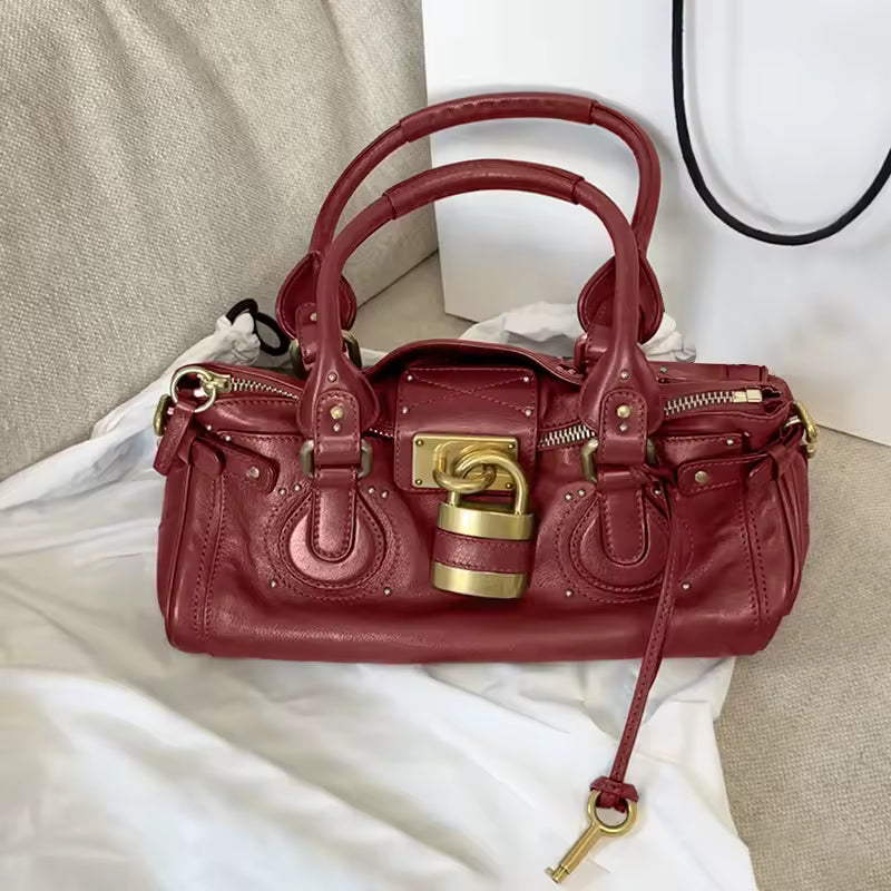 The Élise Classic Purse