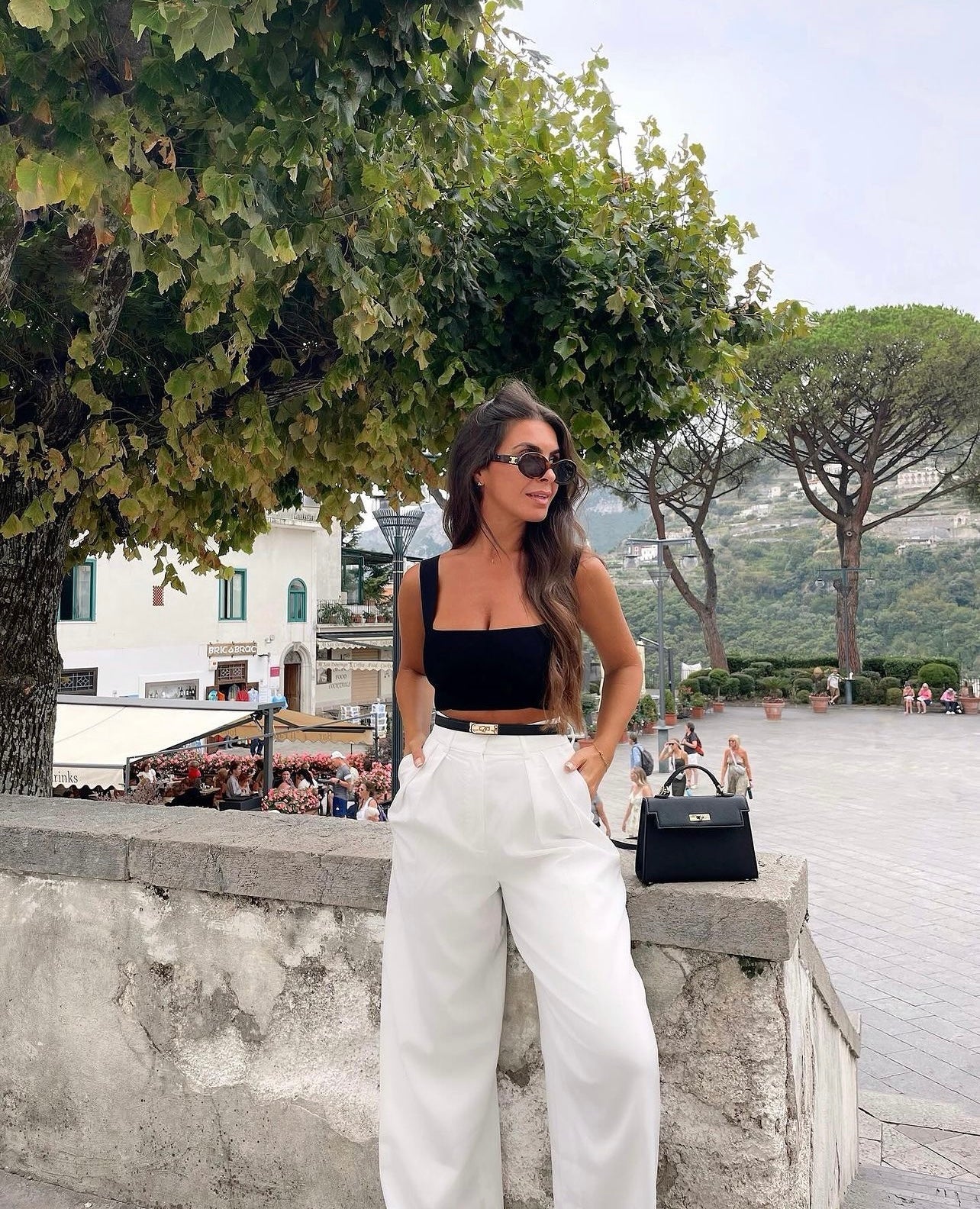 Amélie Mini-Henkeltasche – Taupe Elegance