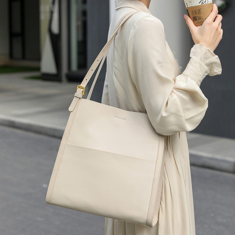 Aria Structured Tote – Deep Green