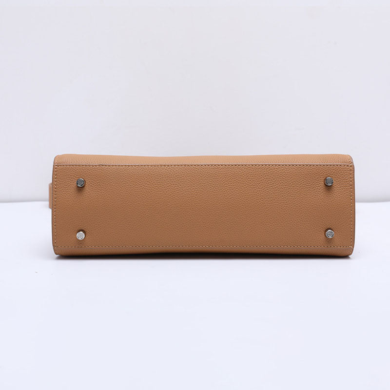 Camel Leather Handbag – Minimalist Elegance with Modern Details