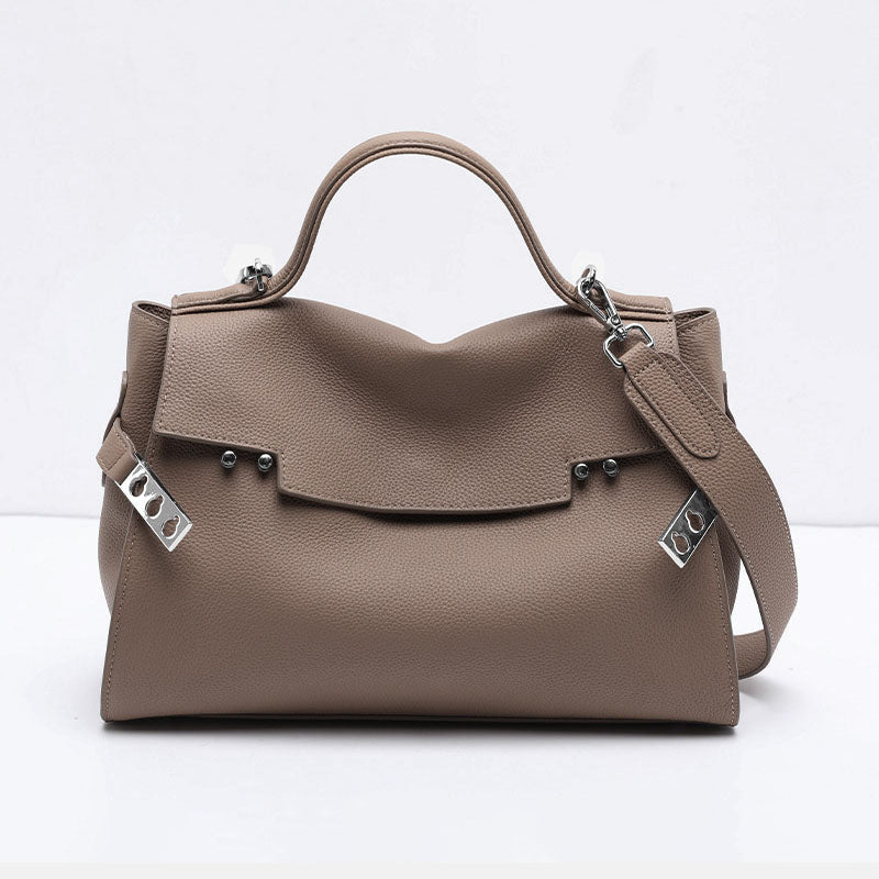 Camel Leather Handbag – Minimalist Elegance with Modern Details