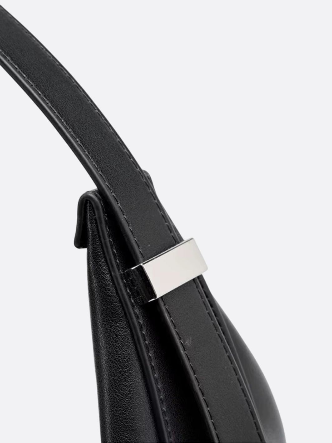 Luna – Black Half-Moon Leather Shoulder Bag