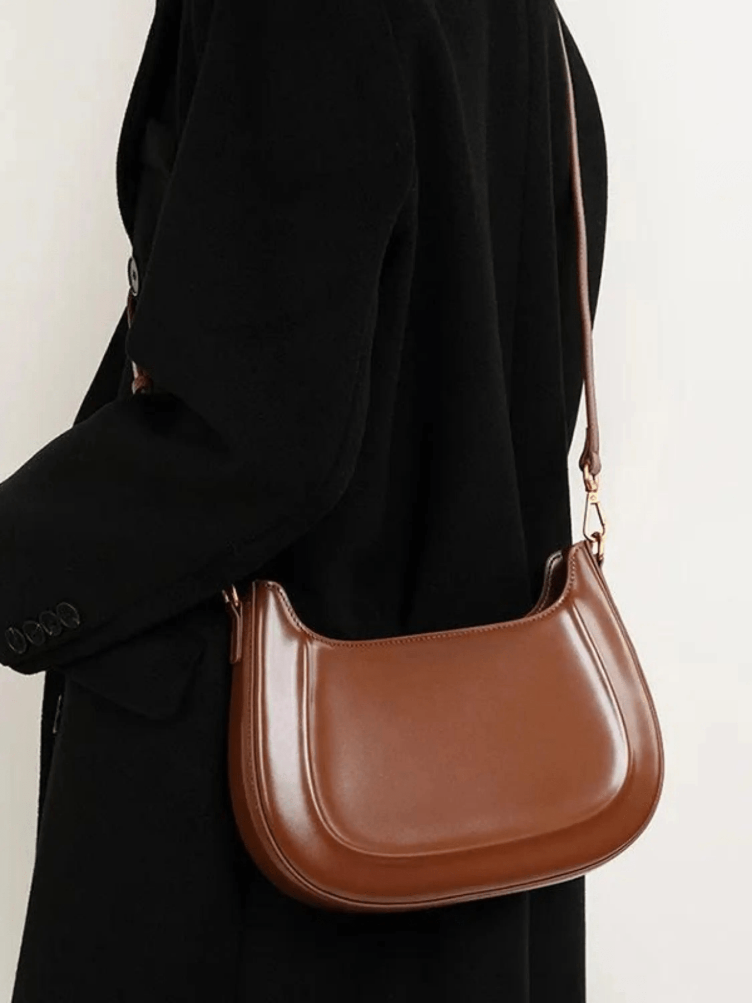 The Amaris Saddle Bag