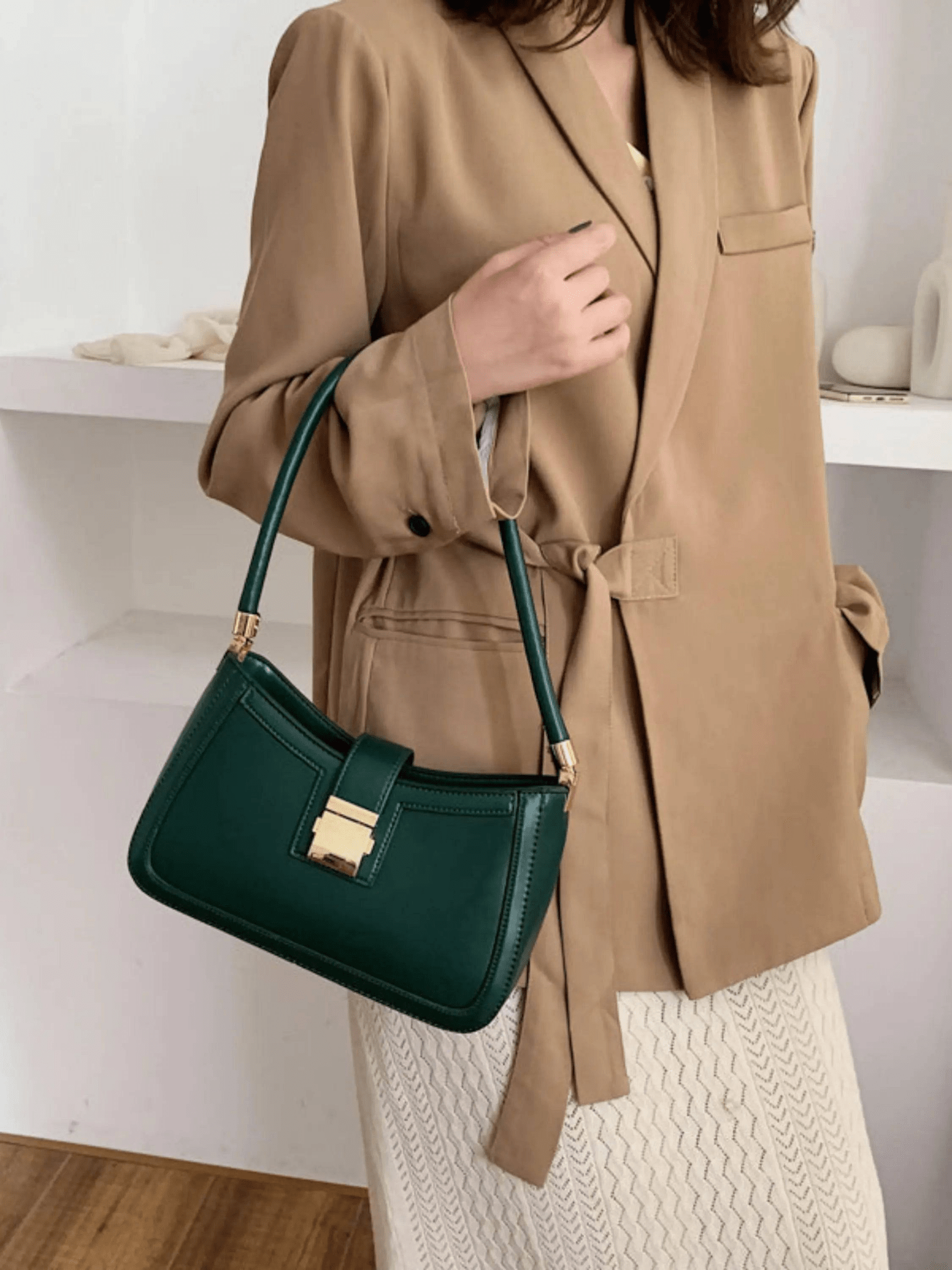 The Vivara Luxe Shoulder Bag