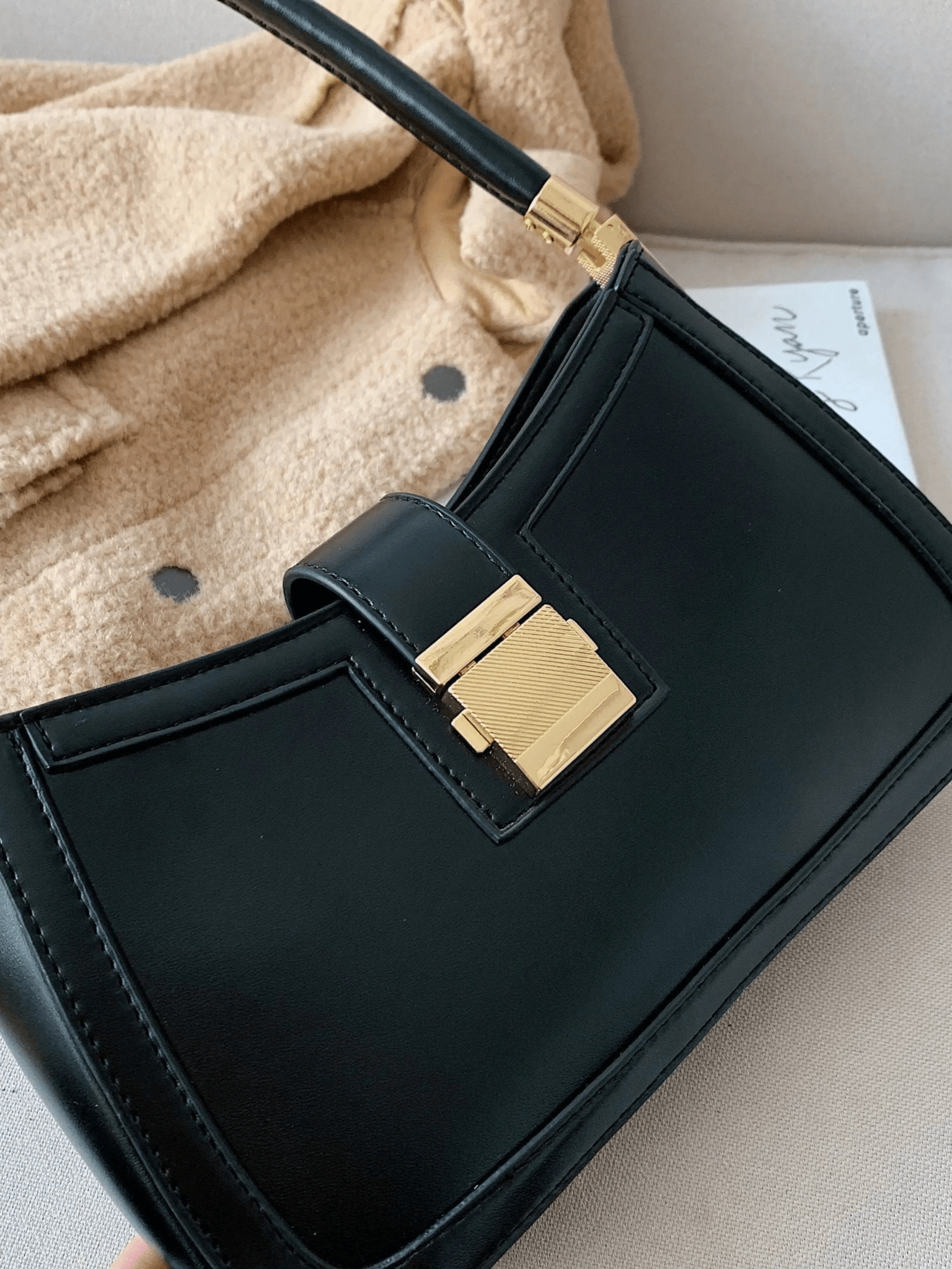 The Vivara Luxe Shoulder Bag