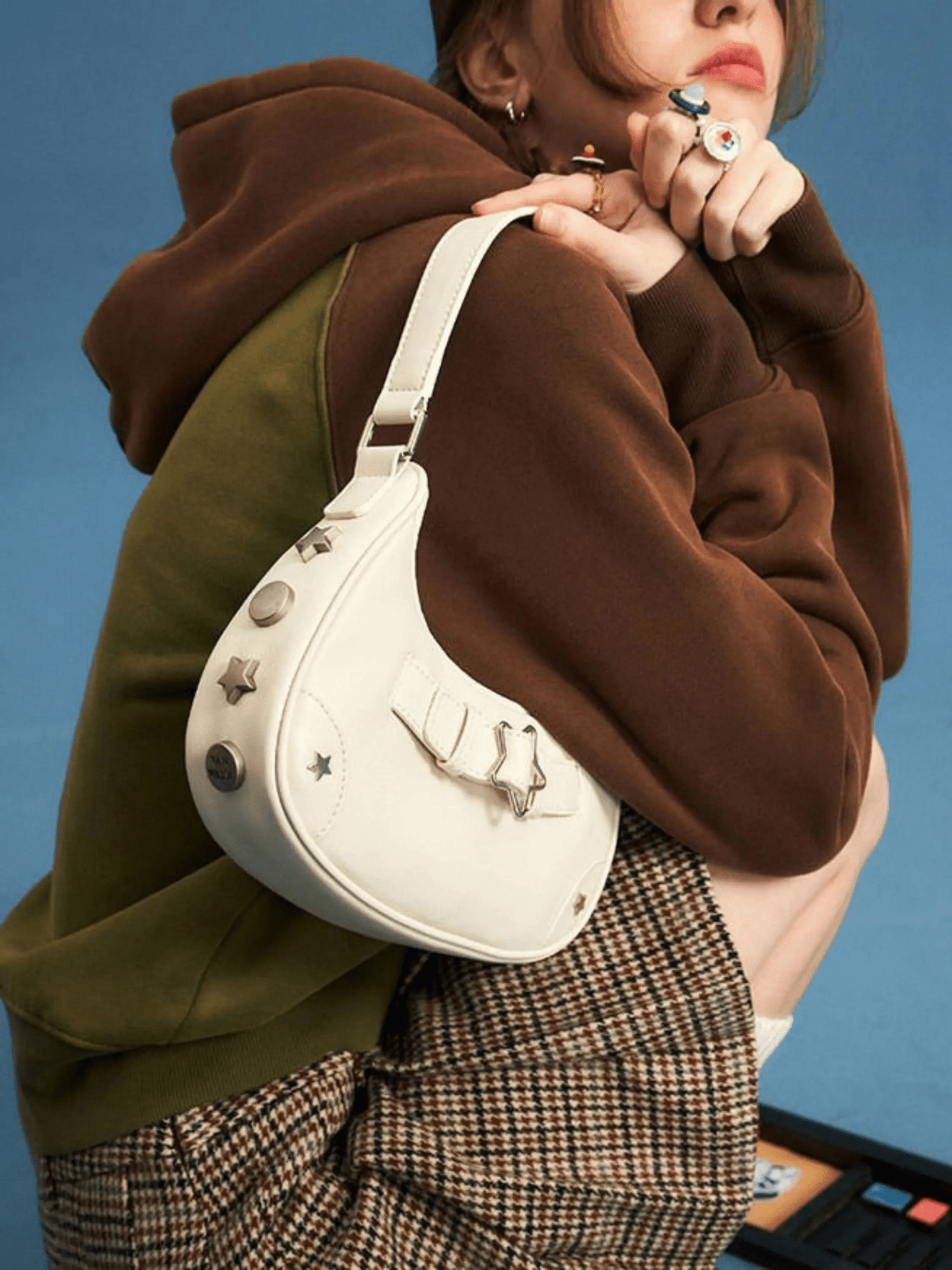 Luna Star Embellished Shoulder Bag – White