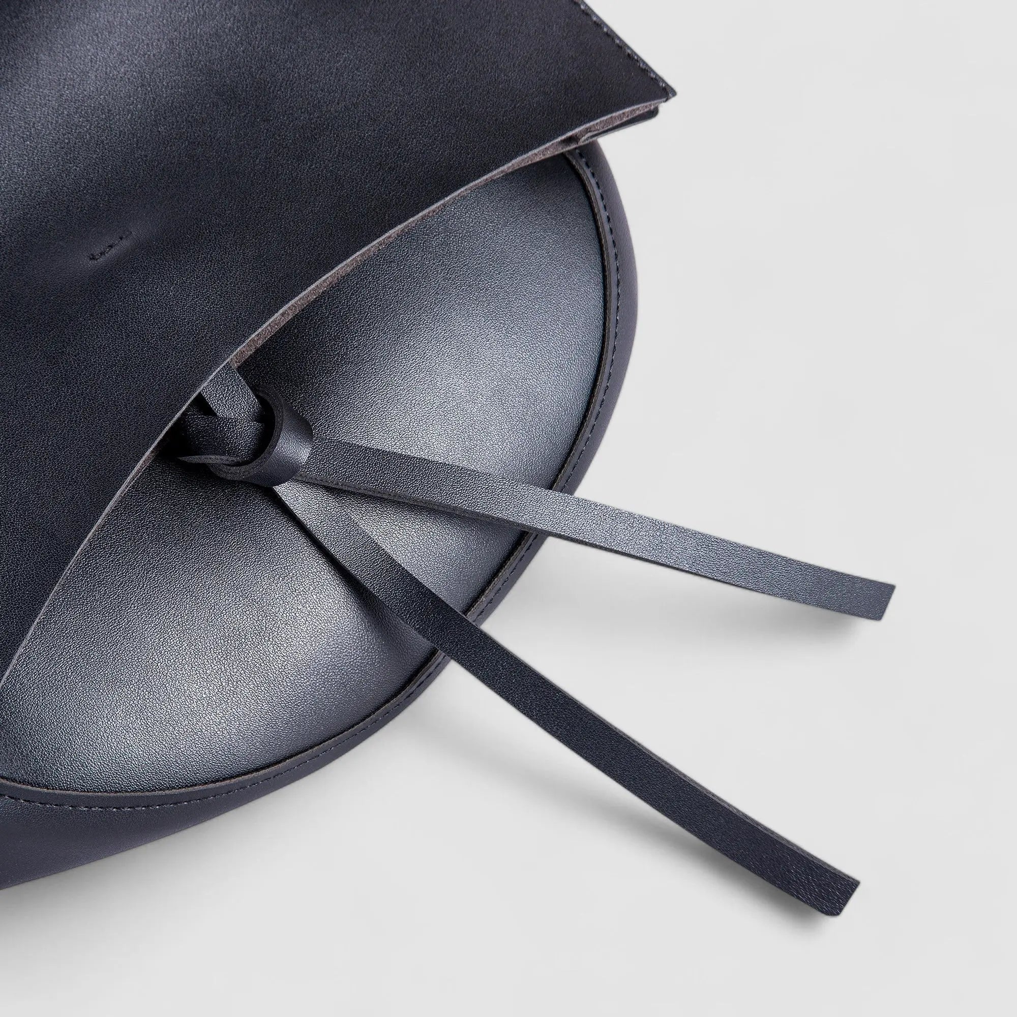 Isla | Contemporary Black Leather Crossbody – Sleek & Stylish