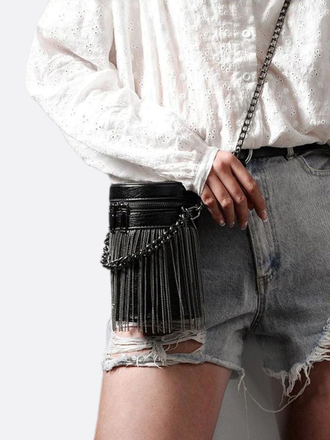Aria – Black Cylinder Fringe Chain Bag