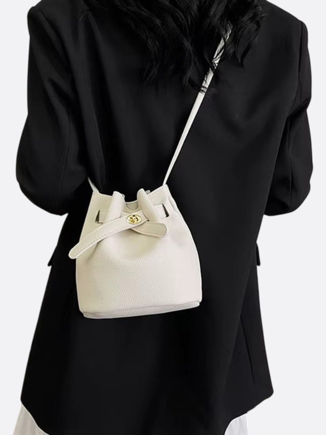 Elegant Leather Bucket Bag