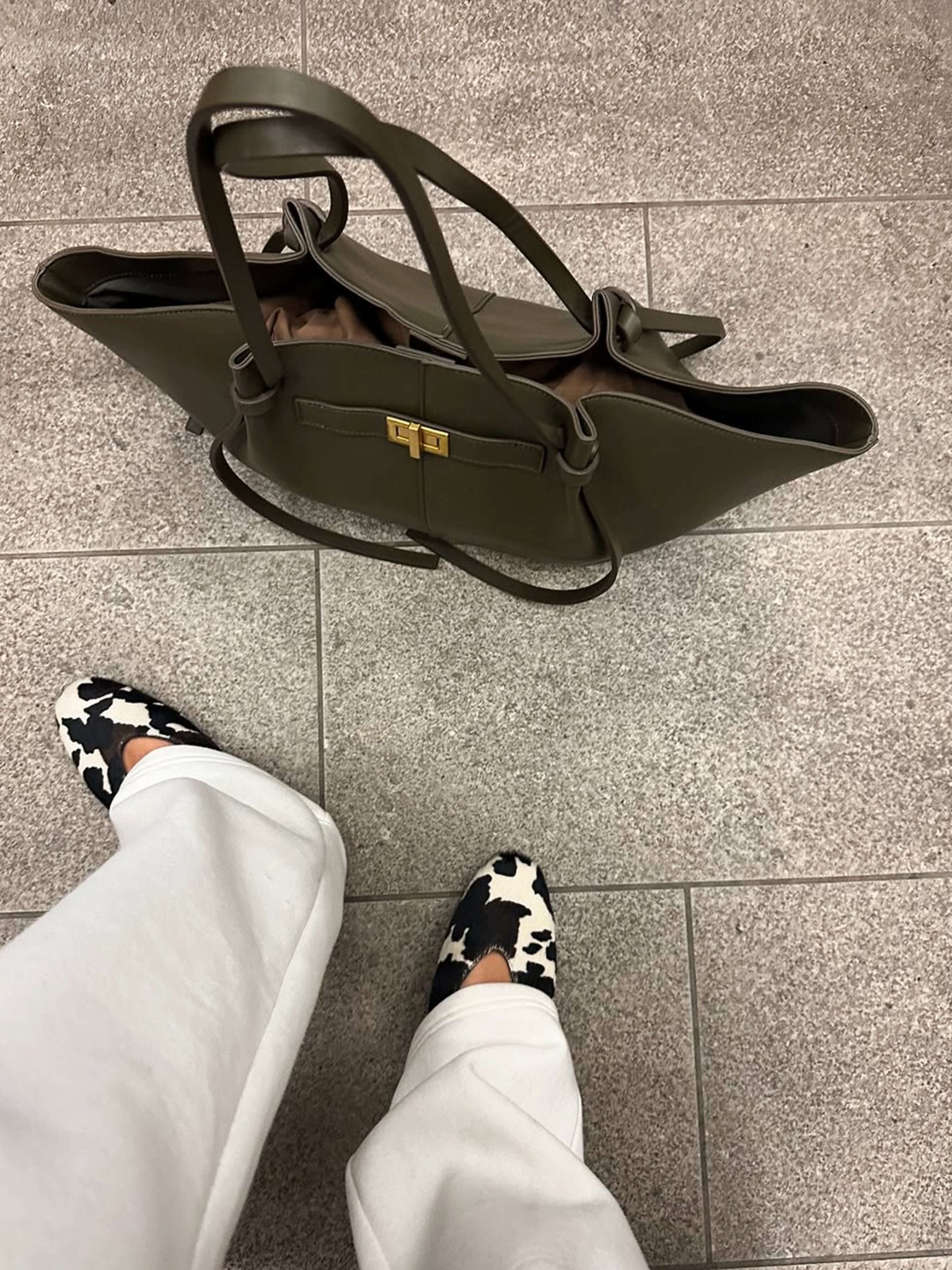 Gerda – Black Leather Shopper Bag