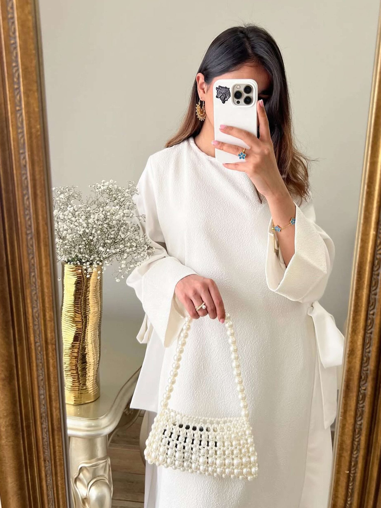 Roxanne – White Pearl Shoulder Bag