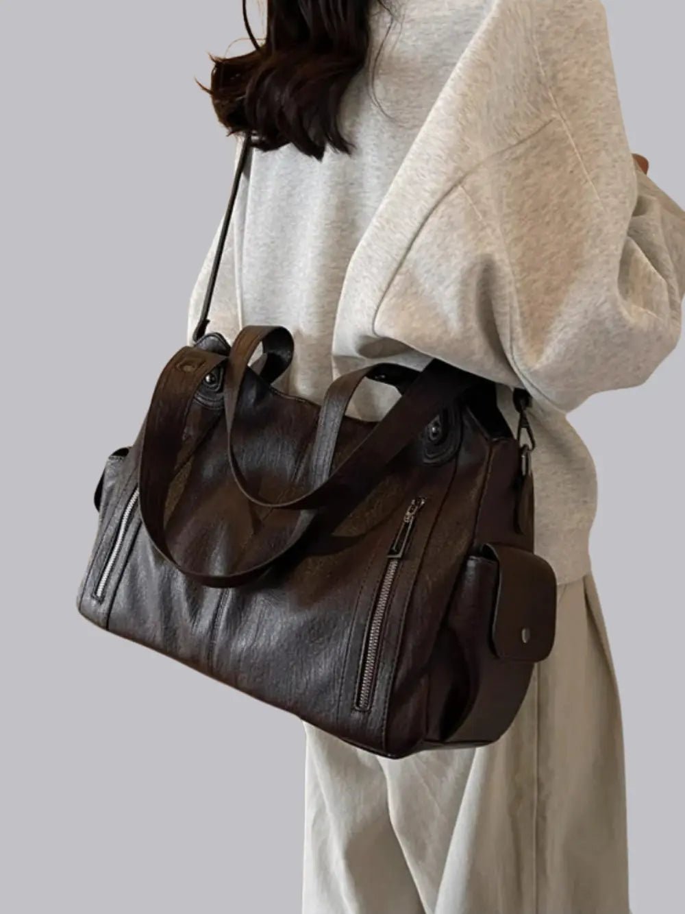 Black Shoulder Bag – Edgy Style with Everyday Functionality