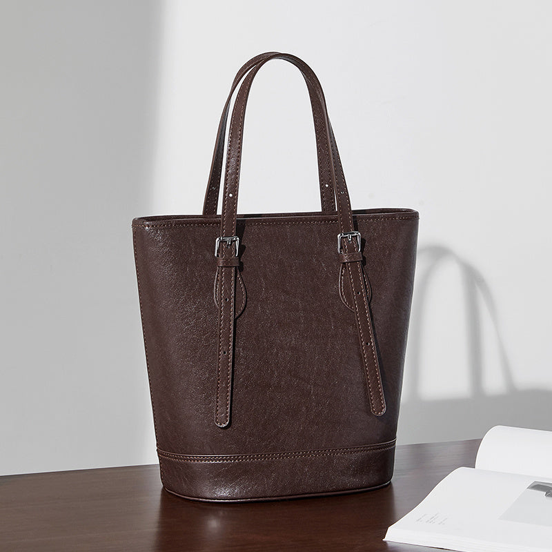 Clara Structured Bucket Tote