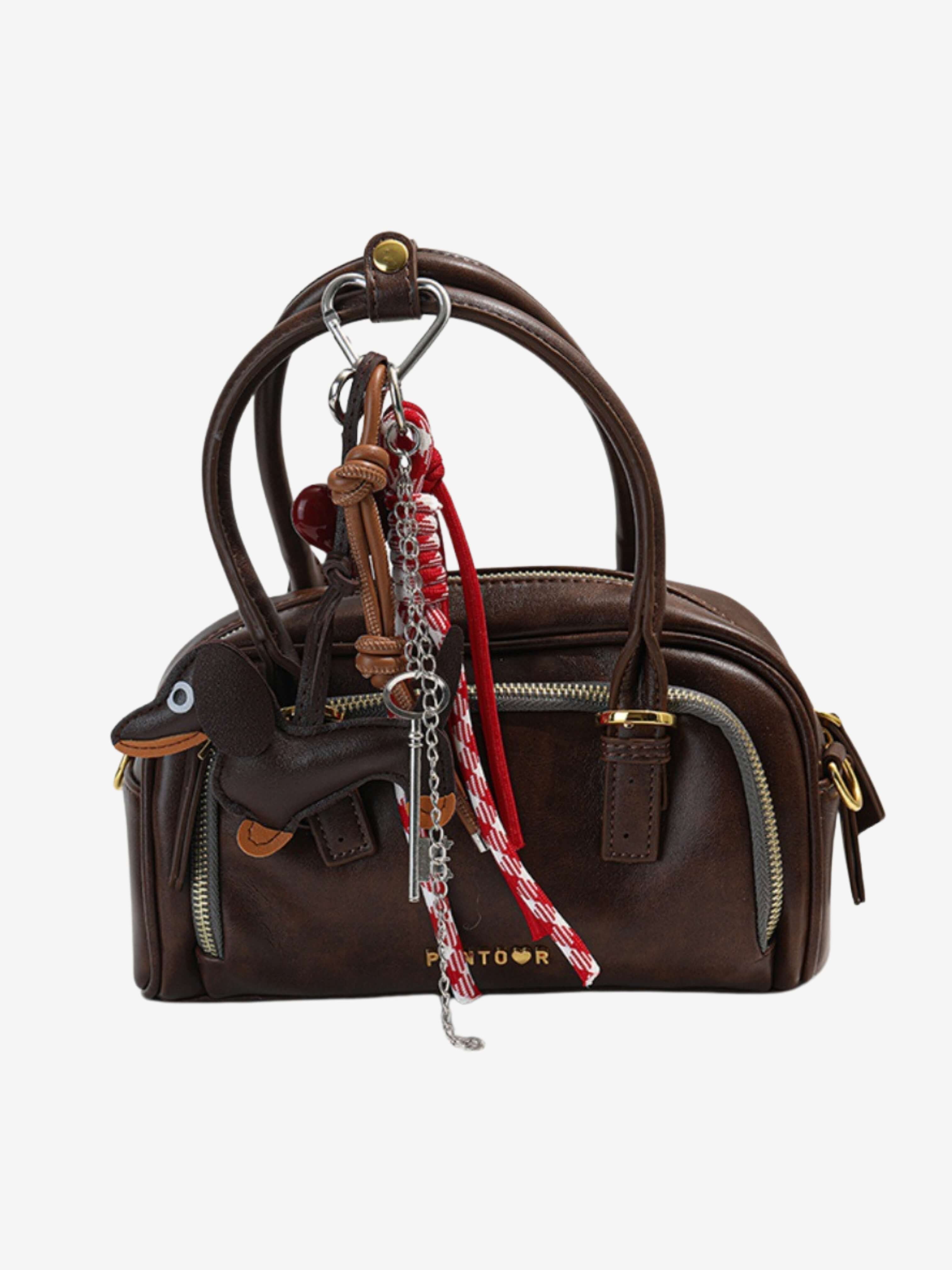 Dachshund & Heart Charm Keychain – Playful Elegance for Your Bag