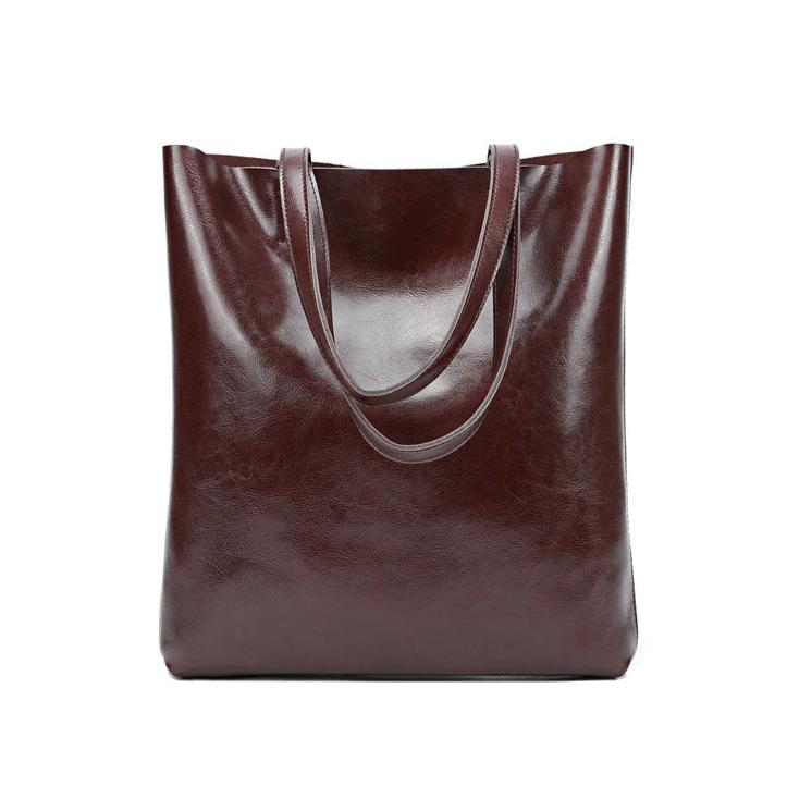 Burgundy Leather Tote Bag – Bold Simplicity with Everyday Function