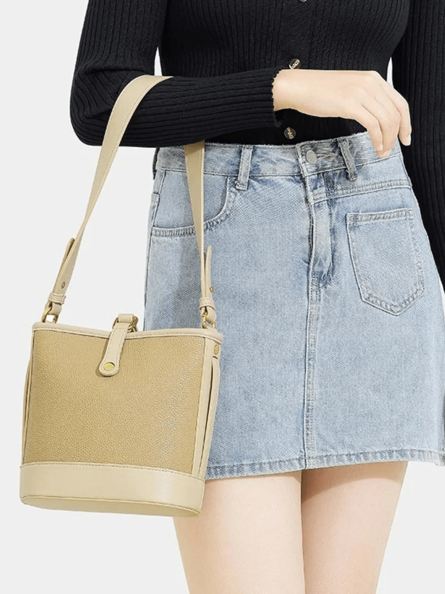 Emilia – Two-Tone Bucket Bag