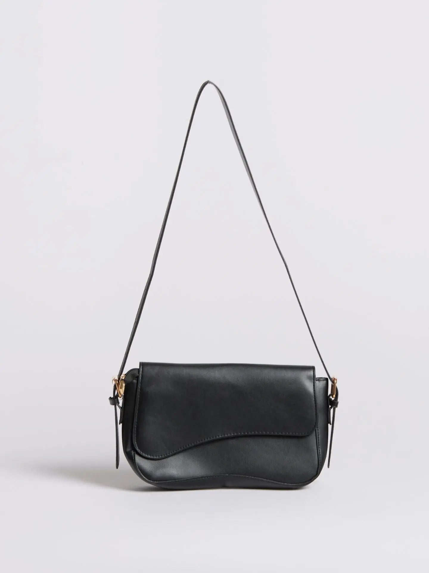 Celeste | Black Leather Shoulder Bag – Sleek & Modern