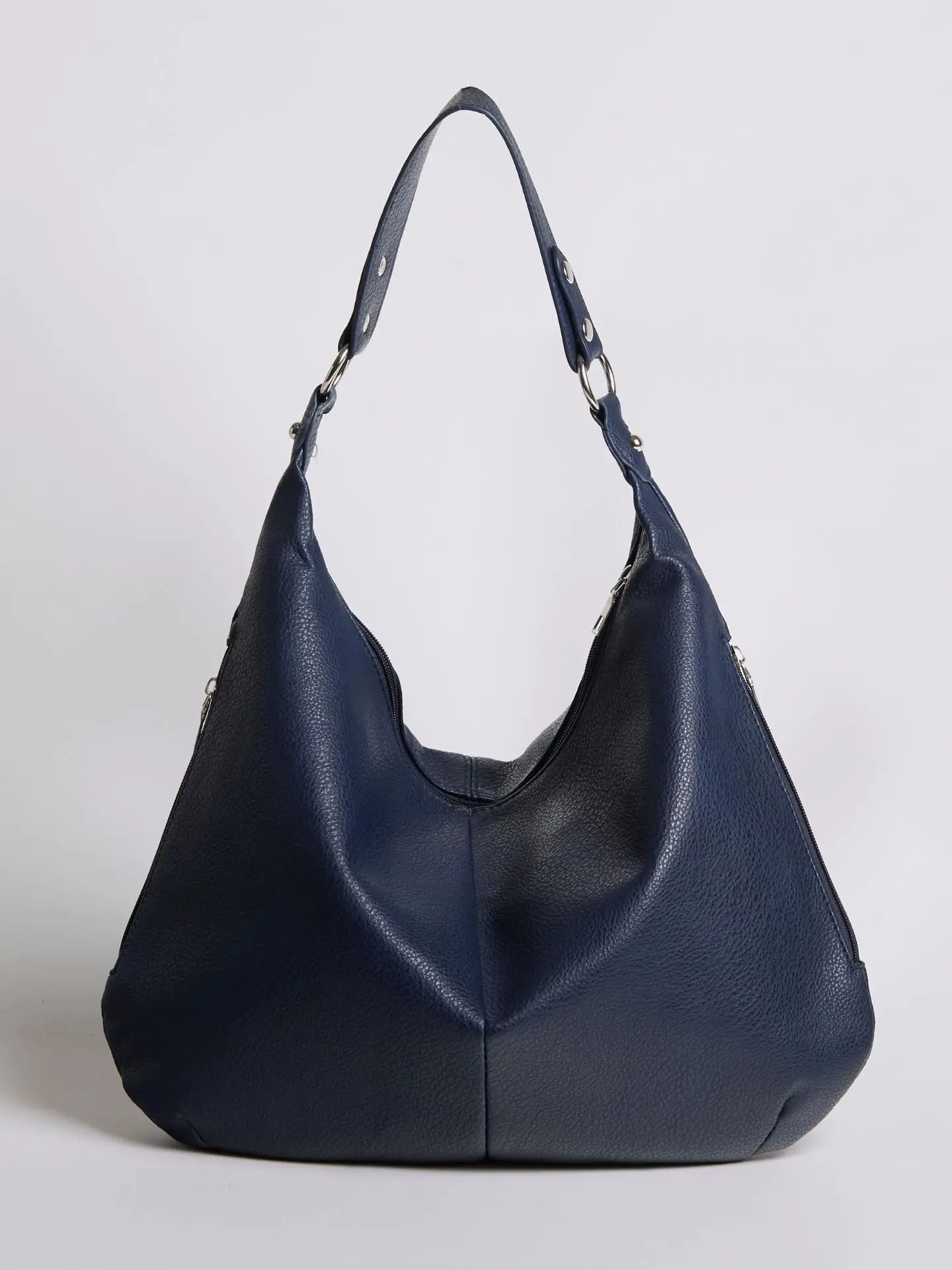 Elegant Black Hobo Bag – Versatile Style for Every Occasion
