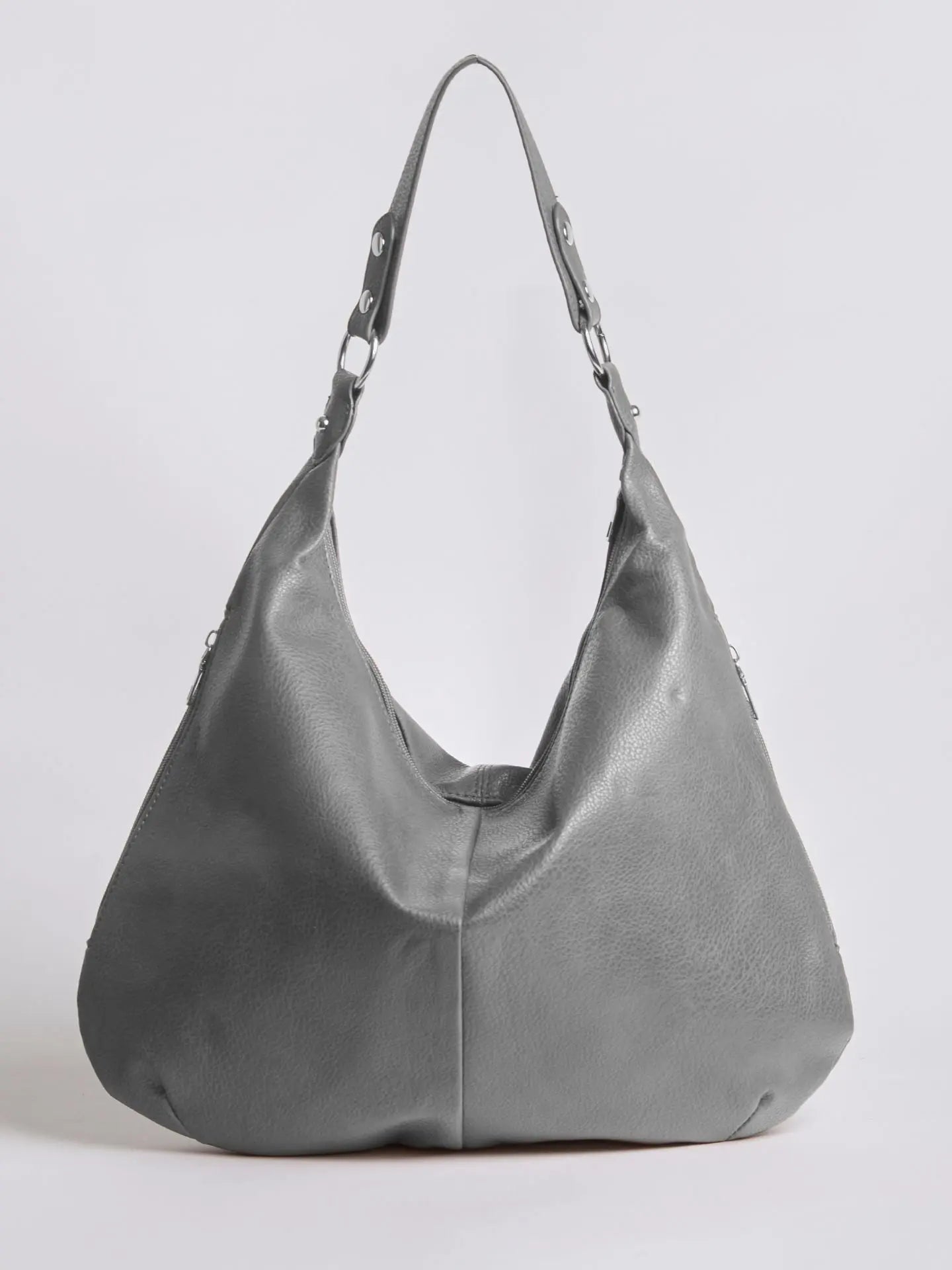 Elegant Black Hobo Bag – Versatile Style for Every Occasion