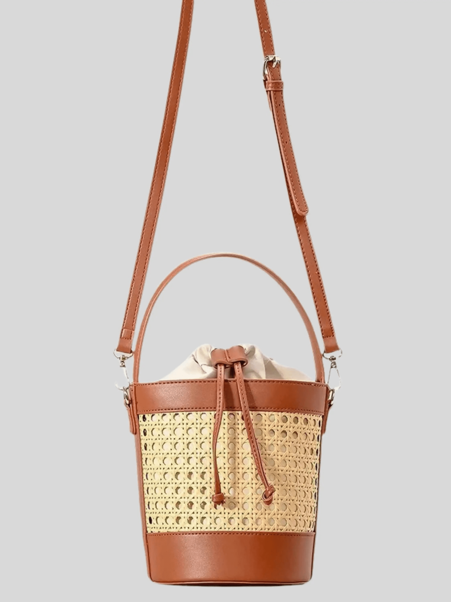 Lila Woven Bucket Bag with Drawstring Pouch