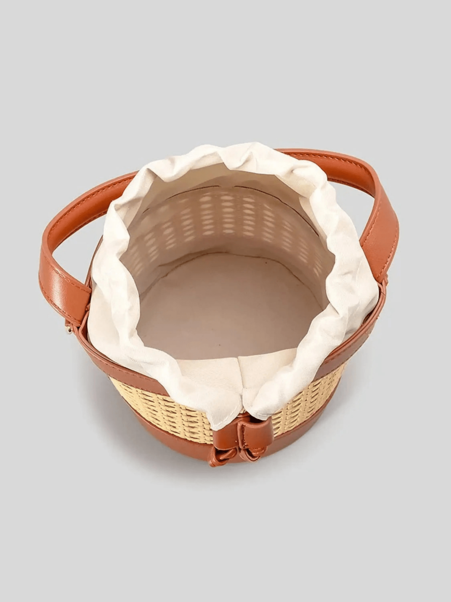 Lila Woven Bucket Bag with Drawstring Pouch