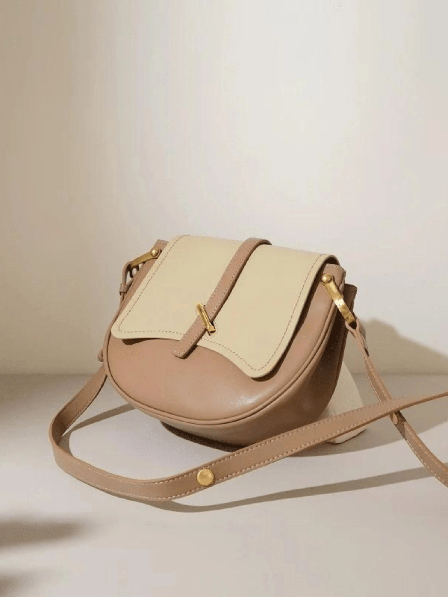 Lora Sophisticated Shoulder Bag – Nude & Cream