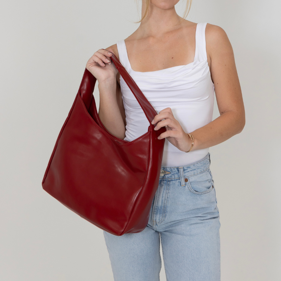 Caitriona | Trendy Leather Shoulder Bag – Stylish & Spacious