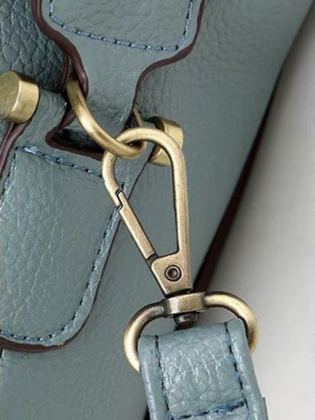 Turquoise Bowling Handbag – Modern Shape with Timeless Charm