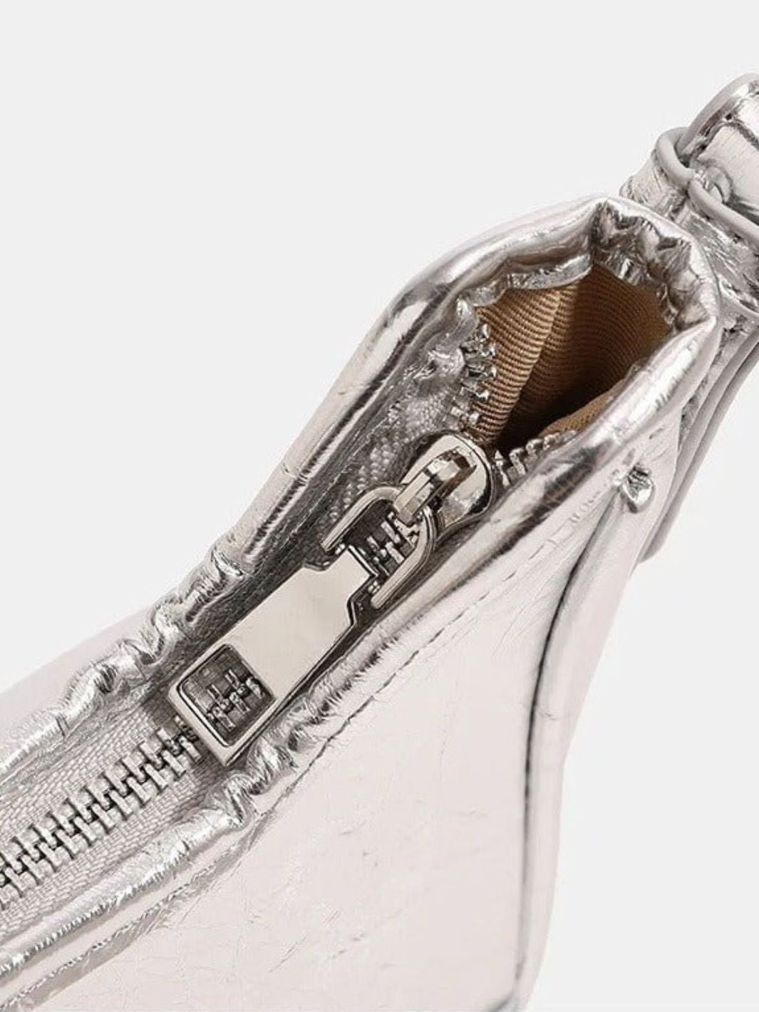 Stella – Silver Chain Shoulder Bag