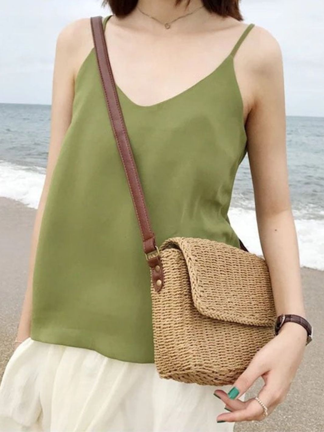 Natural Woven Shoulder Bag