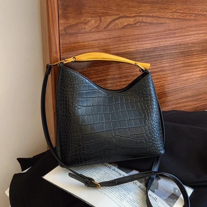 Anya – Elegant Crocodile Pattern Handbag