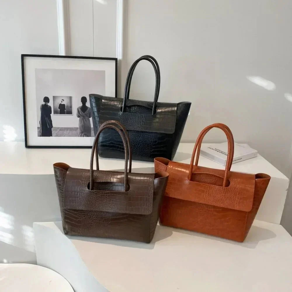 Claudia – Crocodile Pattern Large Capacity Tote Bag