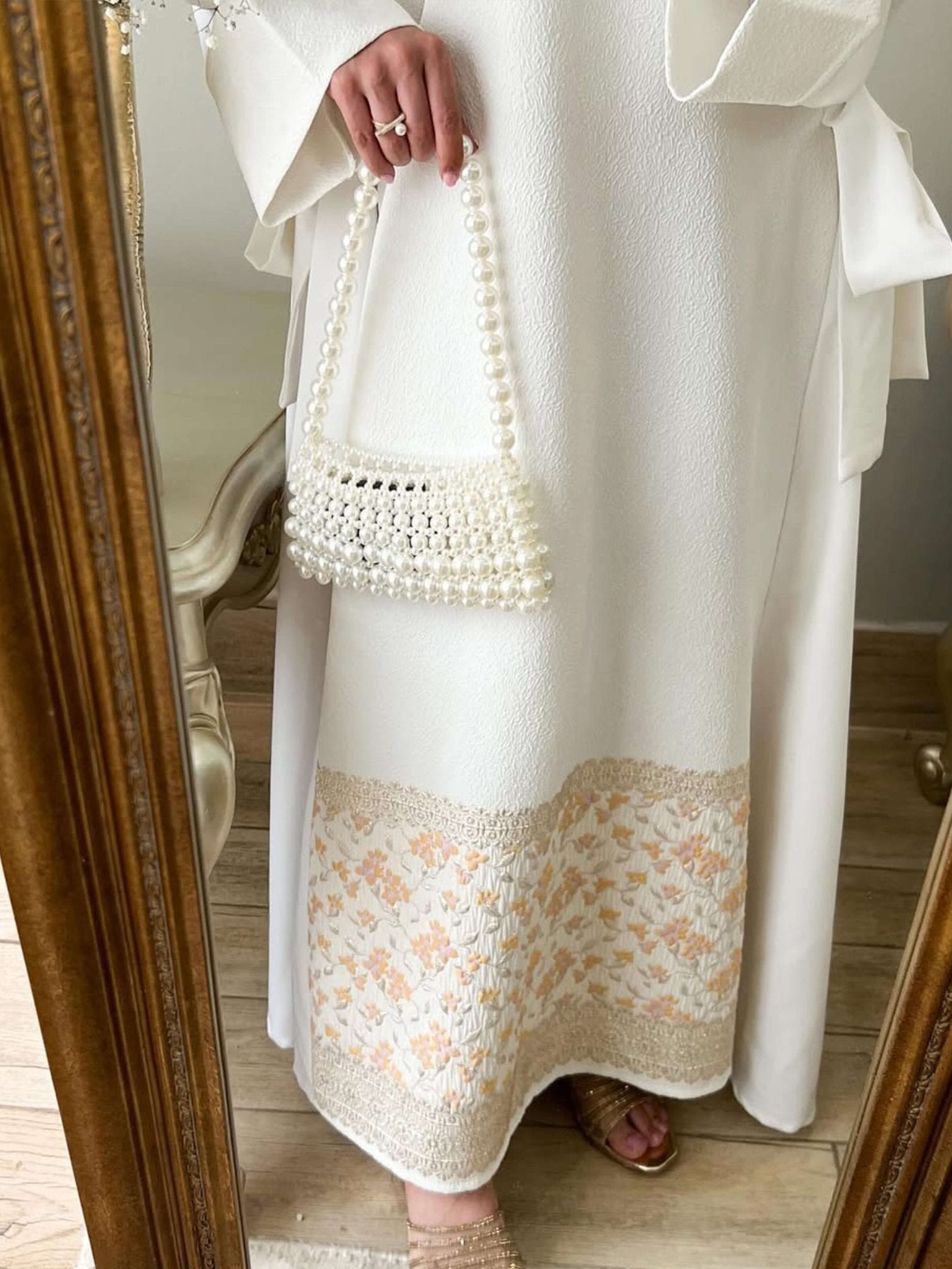 Roxanne – White Pearl Shoulder Bag