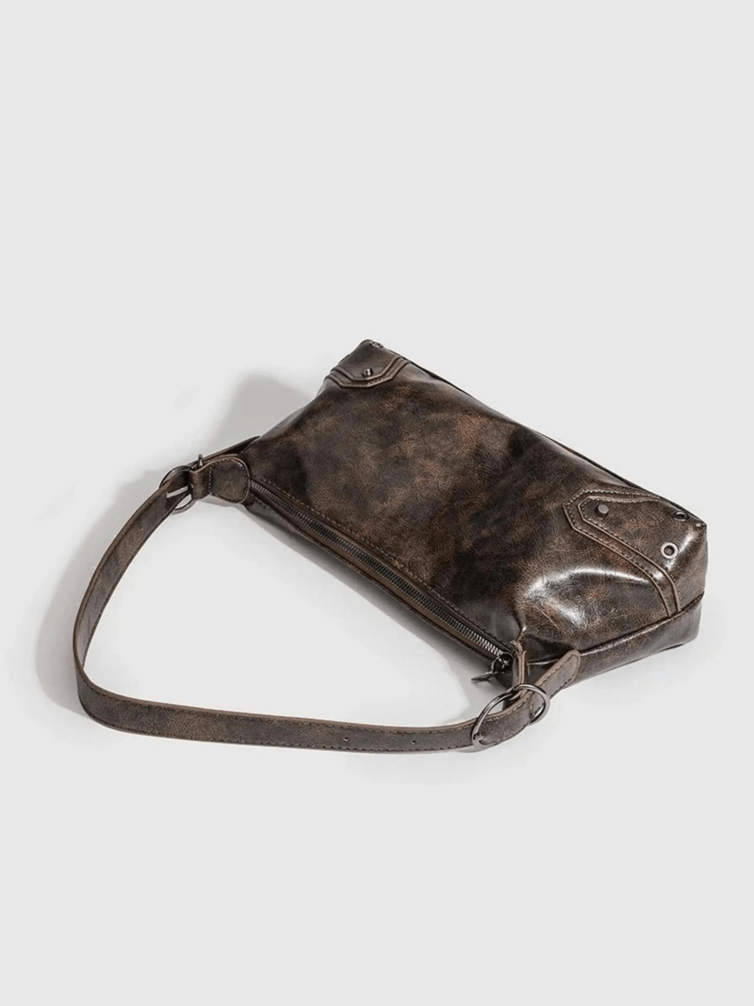 Tilly Vintage Distressed Leather Shoulder Bag – Rustic Charm